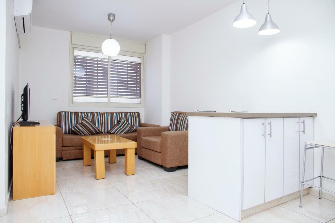 Apartments4You Dinara Bat Yam Exterior foto